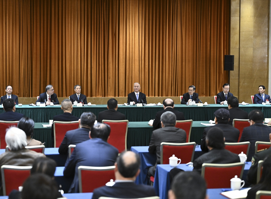3月6日，中共中央政治局常委、中央书记处书记蔡奇参加全国政协十四届二次会议文化艺术、体育界委员联组会。