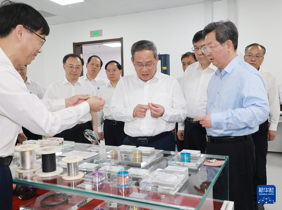 5月22日至23日，中共中央政治局常委、国务院总理李强在河南调研。这是5月22日，李强在中原科技城河南省科学院调研。