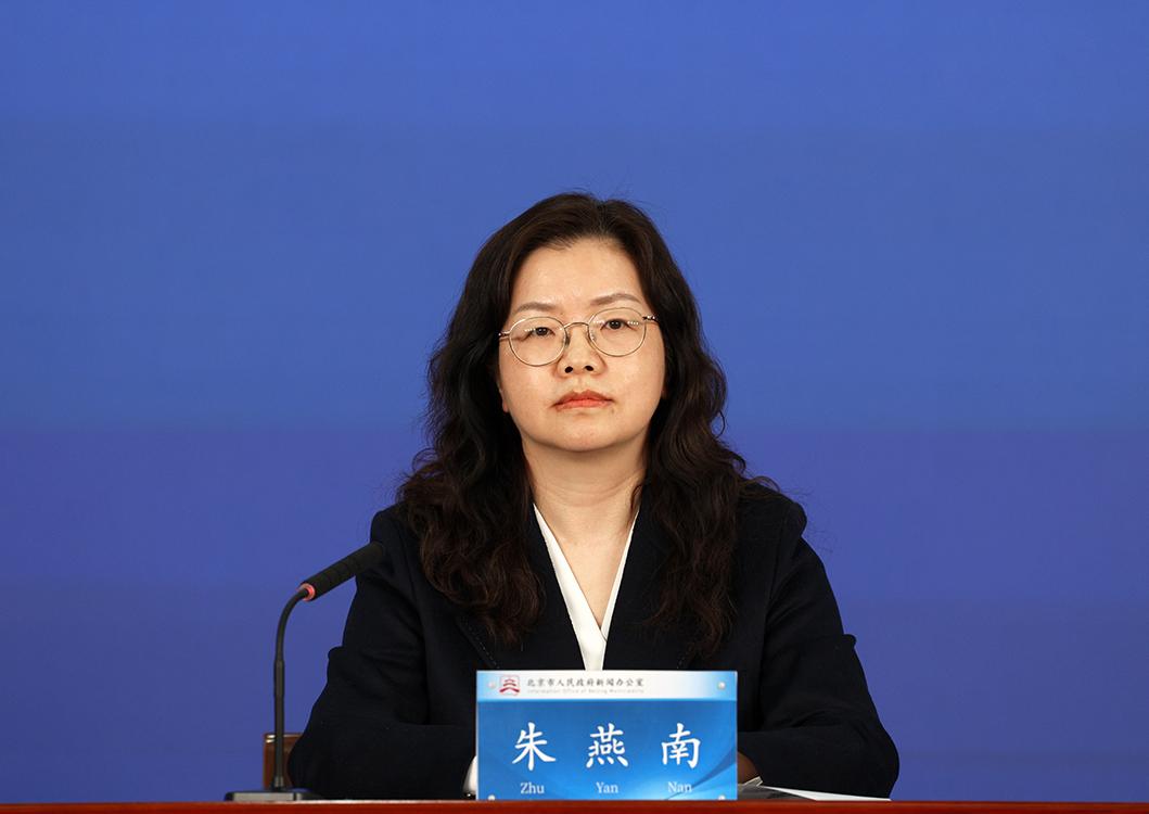 北京服务业发展的优势、潜力以及面临的挑战