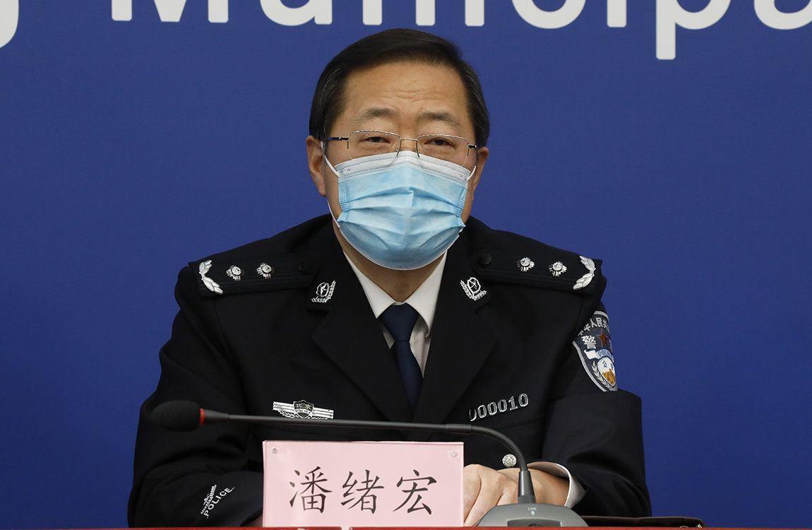 北京市公安局副局长,新闻发言人    潘绪宏