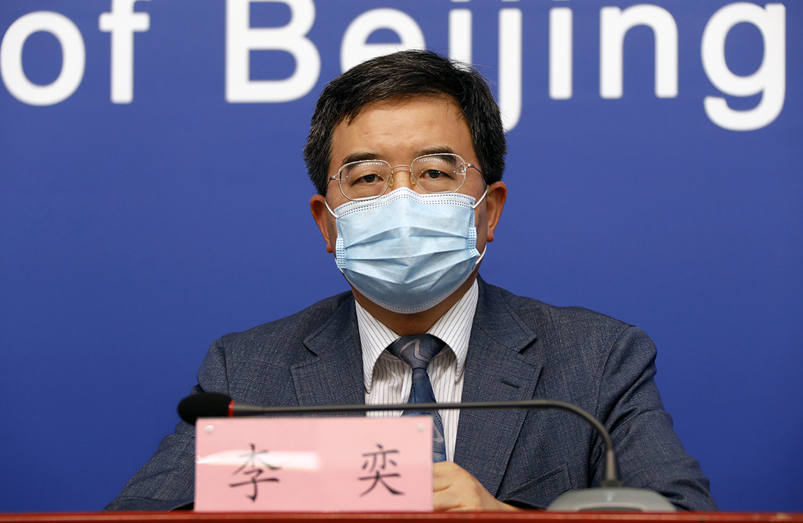 北京市委教育工委副书记,市教委新闻发言人 李奕